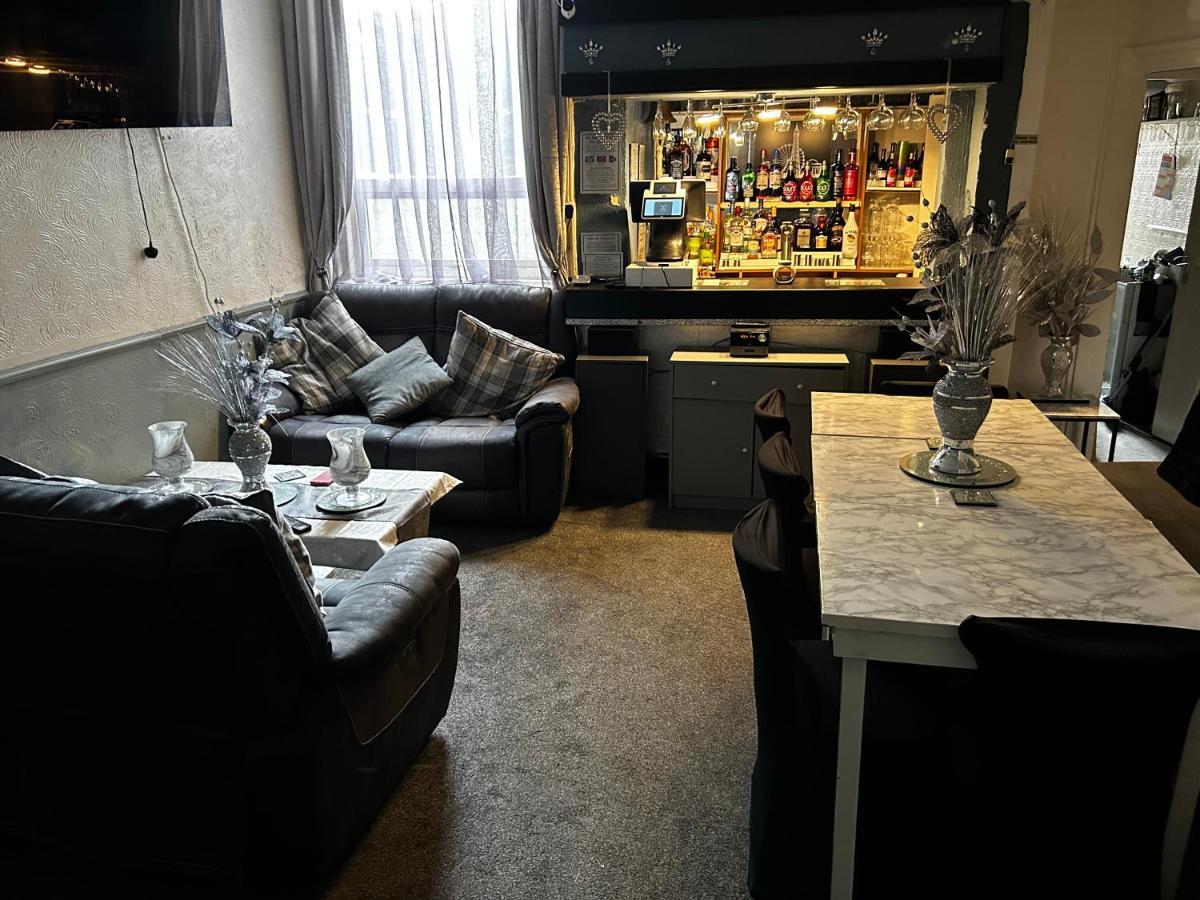 The Rhyl Bed and Breakfast Blackpool Esterno foto