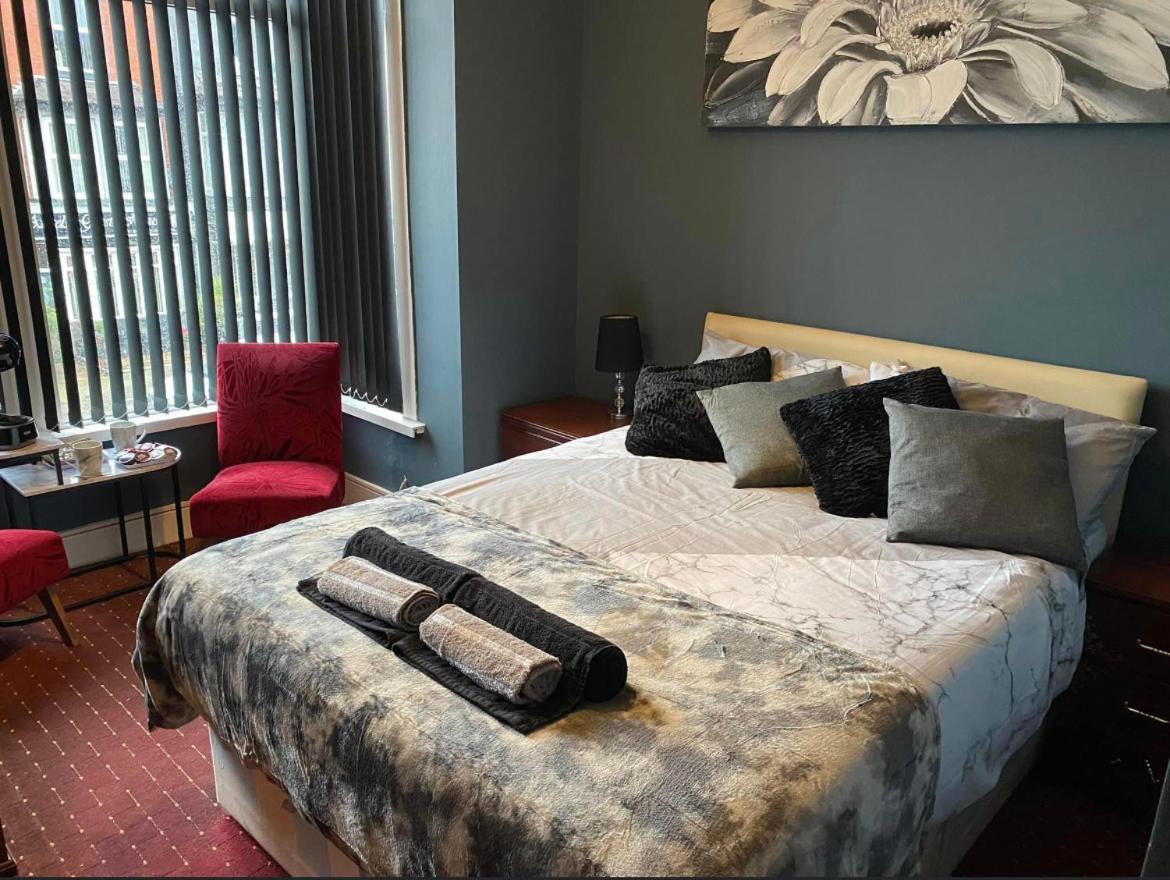 The Rhyl Bed and Breakfast Blackpool Esterno foto